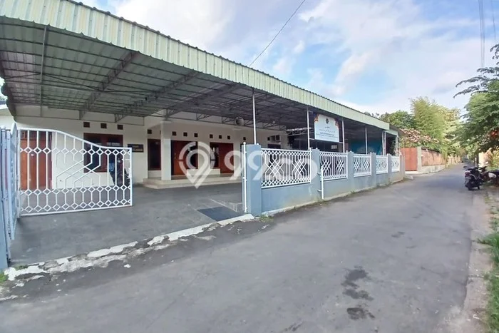 HUNIAN EKSKLUSIF! Rumah di , 5 KM, Konsep Modern, Luas 772m2m² Bangunan 600m2m² HUNIAN EKSKLUSIF! Rumah di , 5 KM, Konsep Modern, Luas 772m2m² Bangunan 600m2m²