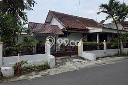 Siap Huni Rumah Mewah 6 Kamar di Depok Dekat ke Mana Pun Siap Huni Rumah Mewah 6 Kamar di Depok Dekat ke Mana Pun