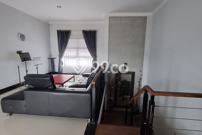 Rumah Modern Minimalis 5 Kamar Siap Huni di Mlati Rumah Modern Minimalis 5 Kamar Siap Huni di Mlati