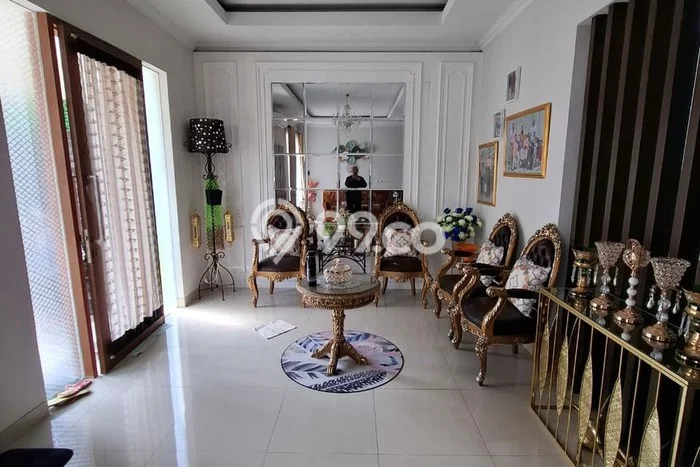 Rumah di Ngaglik, Akses ke Mall, LT 200m2m² Rumah di Ngaglik, Akses ke Mall, LT 200m2m²