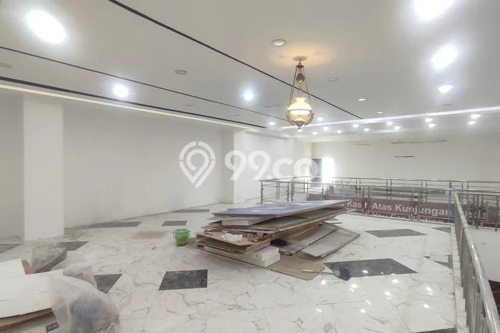 Komersial disewakan di Gedong Tengen Yogyakarta dengan luas bangunan 2400m2 Komersial disewakan di Gedong Tengen Yogyakarta dengan luas bangunan 2400m2