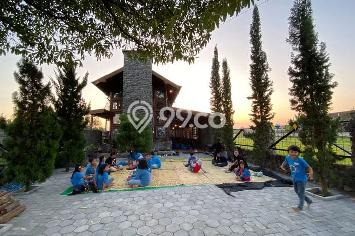 Disewakan Rumah Mewah di Godean Sleman Harga Rp 4,5 Miliar/ Tahun Disewakan Rumah Mewah di Godean Sleman Harga Rp 4,5 Miliar/ Tahun