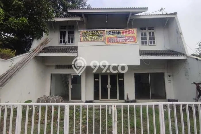 Unit Komersial Dijual di Yogyakarta LT 161m2 & LB 200m2 Unit Komersial Dijual di Yogyakarta LT 161m2 & LB 200m2