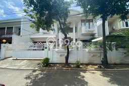 Rumah Luxury Modern Siap Huni di Setiabudi Jakarta Selatan Rumah Luxury Modern Siap Huni di Setiabudi Jakarta Selatan
