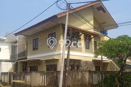 Hunian Mewah Siap Huni LT 174m2 di BSD, Tangerang Selatan Hunian Mewah Siap Huni LT 174m2 di BSD, Tangerang Selatan