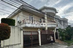 Ready to Use! Premium House LT 660m2 Desain Elegan di Cireundeu Ready to Use! Premium House LT 660m2 Desain Elegan di Cireundeu