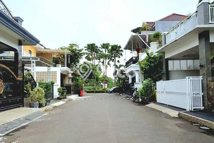 Rumah Modern 4 KT di Jurangmangu Tangerang Semi Furnished Rumah Modern 4 KT di Jurangmangu Tangerang Semi Furnished
