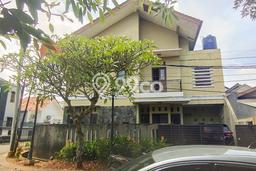 Hunian Cantik Minimalis Lb 250m2 di BSD, Tangerang Selatan Hunian Cantik Minimalis Lb 250m2 di BSD, Tangerang Selatan