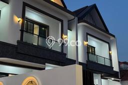 For Sale Rumah Mewah Exclusive di Jagakarsa, Jakarta Selatan For Sale Rumah Mewah Exclusive di Jagakarsa, Jakarta Selatan