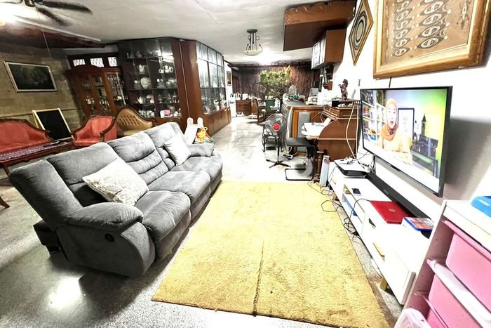 Rumah Mewah Dijual LT 325m2 di Cempaka Putih, Jakarta Pusat Rumah Mewah Dijual LT 325m2 di Cempaka Putih, Jakarta Pusat