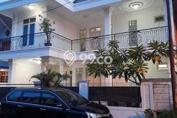Jual Rumah Mewah Megah Dengan View Eksklusif di BSD Griya Loka, Tangerang Jual Rumah Mewah Megah Dengan View Eksklusif di BSD Griya Loka, Tangerang