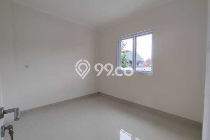 Rumah Modern Cantik 4 KT Bisa Langsung Pindah di Serpong Utara Rumah Modern Cantik 4 KT Bisa Langsung Pindah di Serpong Utara