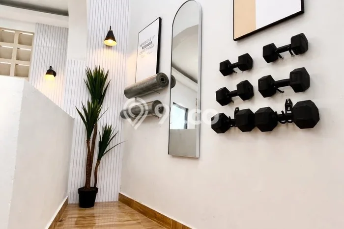 Unit Kost Dijual di Tomang dengan 21 Kamar Area Ramai Unit Kost Dijual di Tomang dengan 21 Kamar Area Ramai