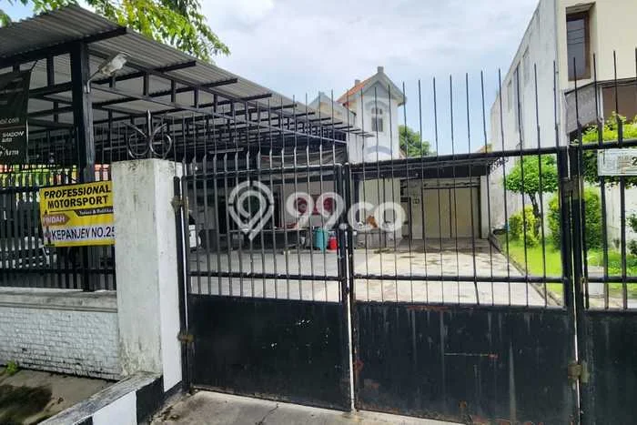 Dijual Rumah Mewah Elegan Dengan View Eksklusif di Surabaya Kota, Surabaya Dijual Rumah Mewah Elegan Dengan View Eksklusif di Surabaya Kota, Surabaya