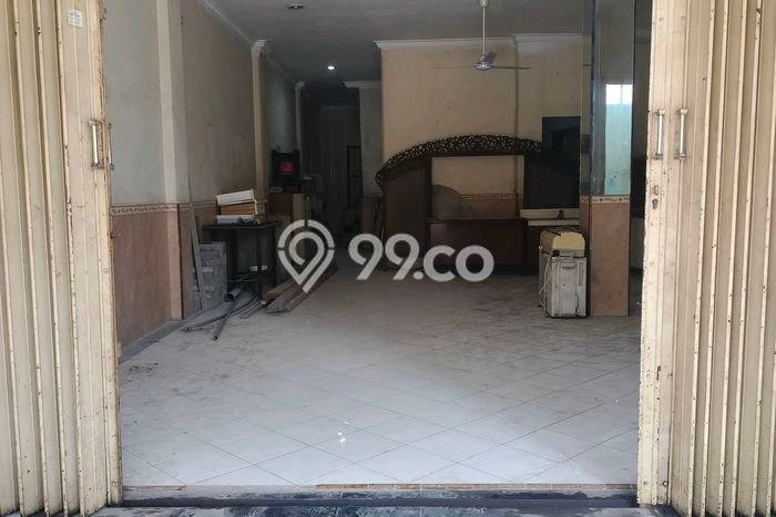 Ruko Dijual di Surabaya LT 117m2 & LB 351m2 Lokasi Terbaik! Ruko Dijual di Surabaya LT 117m2 & LB 351m2 Lokasi Terbaik!