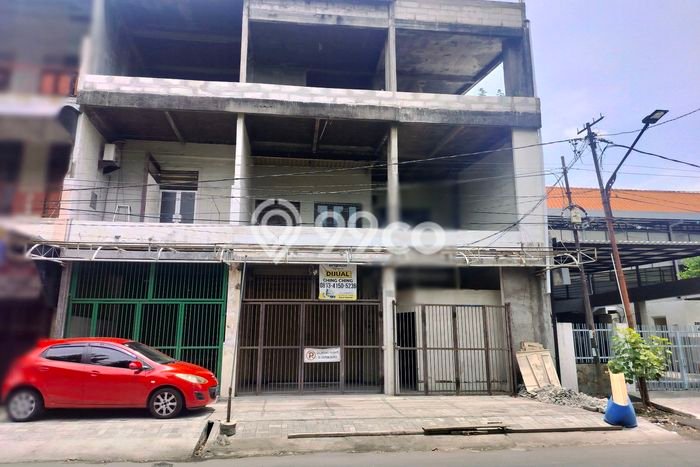 Ruko Dijual di Surabaya LT 117m2 & LB 351m2 Lokasi Terbaik! Ruko Dijual di Surabaya LT 117m2 & LB 351m2 Lokasi Terbaik!