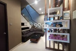 Jarang Ada! Rumah Sewa 4 Kamar Bagus Siap Huni Taman Grisenda Jarang Ada! Rumah Sewa 4 Kamar Bagus Siap Huni Taman Grisenda