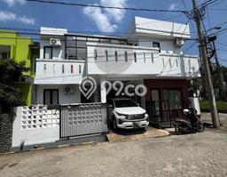 Rumah Luxury Modern Tanpa Renovasi di Bojong Sari Depok Rumah Luxury Modern Tanpa Renovasi di Bojong Sari Depok