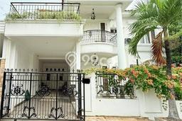 Rumah Elit Modern Tanpa Renovasi di Galaxy Bekasi Rumah Elit Modern Tanpa Renovasi di Galaxy Bekasi