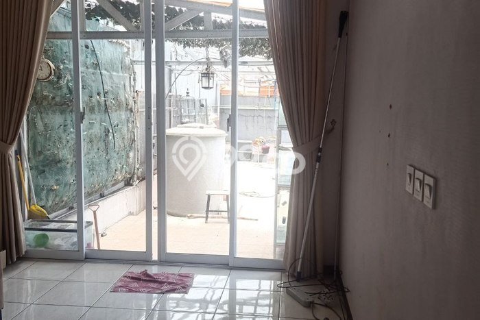 For Sale! Luxury House LT 297m2 Desain Elegan di Bandung Barat For Sale! Luxury House LT 297m2 Desain Elegan di Bandung Barat