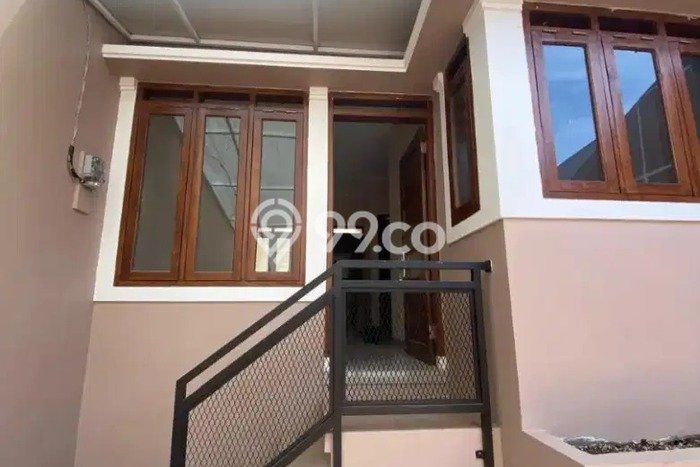 Jual Rumah Harga Miring Cimahi Utara Punya 2 Kamar & LT 75m2 Jual Rumah Harga Miring Cimahi Utara Punya 2 Kamar & LT 75m2