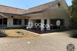 Ready to Use! Premium House LT 946m2 Desain Modern di Bandung Kota Ready to Use! Premium House LT 946m2 Desain Modern di Bandung Kota