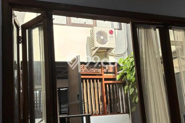 For Sale! Luxury House LT 278m2 Desain Modern di Setra Sari For Sale! Luxury House LT 278m2 Desain Modern di Setra Sari