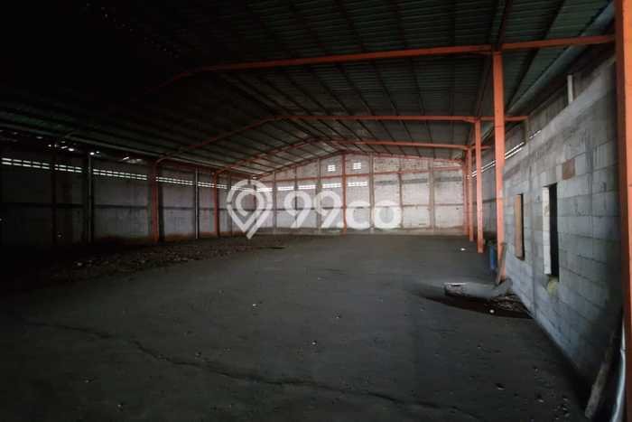Unit Gudang Dijual di Cileungsi Bogor Luas Bangunan 900m2 Unit Gudang Dijual di Cileungsi Bogor Luas Bangunan 900m2