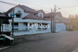 Siap Huni Rumah Mewah 6 Kamar di Pulo Gadung Dekat ke Mana Saja Siap Huni Rumah Mewah 6 Kamar di Pulo Gadung Dekat ke Mana Saja