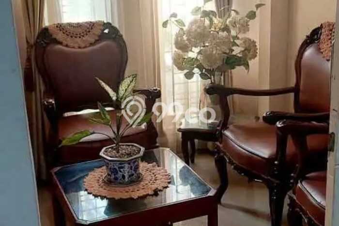 Rumah Siap Pakai di Arcamanik, Bandung, LT 167m2m² LB 130m2m² Rumah Siap Pakai di Arcamanik, Bandung, LT 167m2m² LB 130m2m²