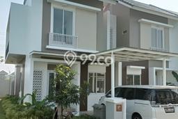 Jual Rumah Luas Megah Dengan View Cantik di Summarecon Bandung, Bandung Jual Rumah Luas Megah Dengan View Cantik di Summarecon Bandung, Bandung