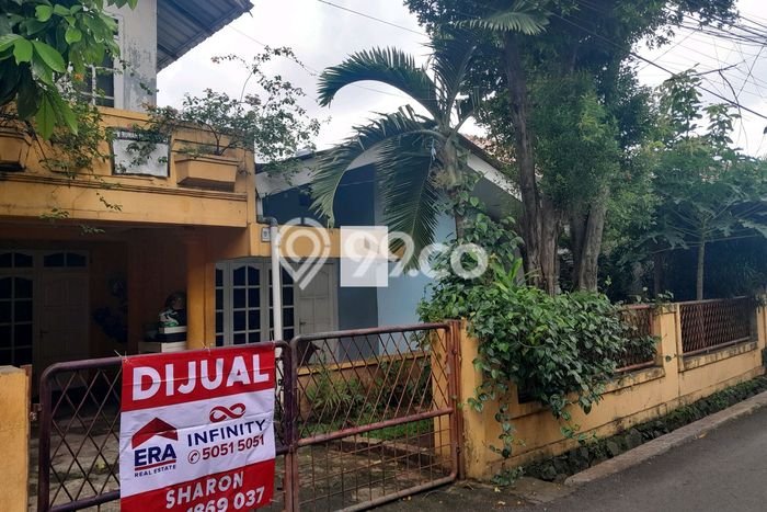 Dijual Rumah Mewah Megah Dengan View Eksklusif di Meruya, Jakarta Barat Dijual Rumah Mewah Megah Dengan View Eksklusif di Meruya, Jakarta Barat