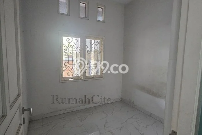 For Sale Rumah 3 Kamar Lokasi Strategis Nyaman dan Strategis di Bekasi Utara For Sale Rumah 3 Kamar Lokasi Strategis Nyaman dan Strategis di Bekasi Utara