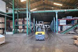 Gudang Disewa di Tangerang dengan LB 4692m2 Area Komersial Ramai Gudang Disewa di Tangerang dengan LB 4692m2 Area Komersial Ramai