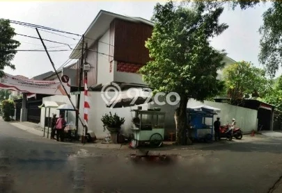 Jual Rumah Luas Megah Dengan View Eksklusif di Setiabudi, Jakarta Selatan Jual Rumah Luas Megah Dengan View Eksklusif di Setiabudi, Jakarta Selatan