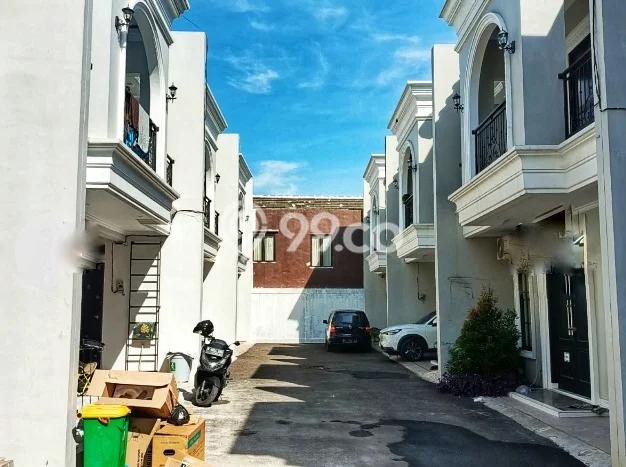 Rumah Modern Minimalis 2 KT Siap Huni di Jagakarsa Rumah Modern Minimalis 2 KT Siap Huni di Jagakarsa