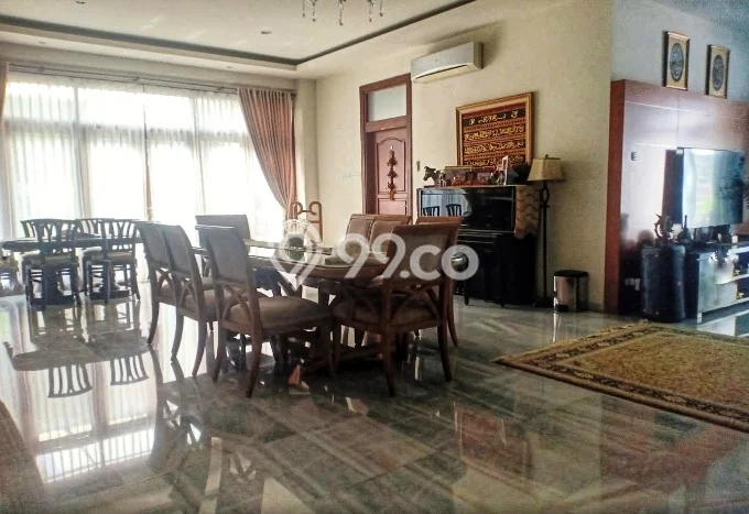 Rumah Elit Modern Tanpa Renovasi di Kemang Jakarta Selatan Rumah Elit Modern Tanpa Renovasi di Kemang Jakarta Selatan