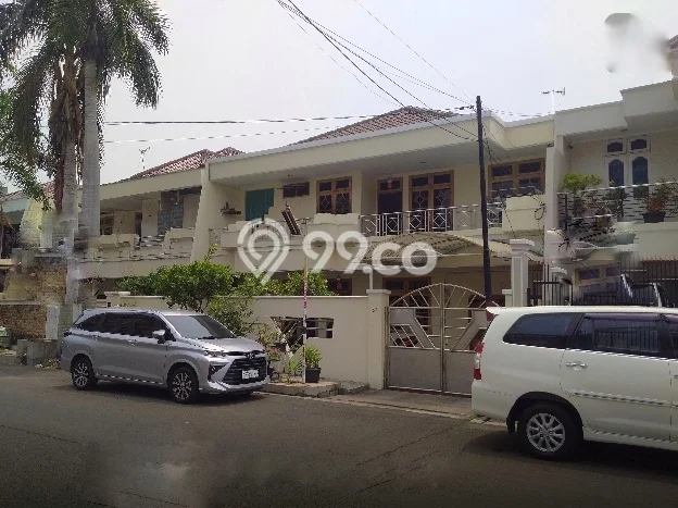 Rumah Luxury Modern Siap Huni di Pluit Jakarta Utara Rumah Luxury Modern Siap Huni di Pluit Jakarta Utara