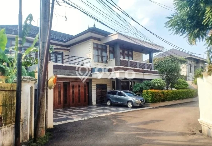 Rumah Elit Modern Tanpa Renovasi di Kemang Jakarta Selatan Rumah Elit Modern Tanpa Renovasi di Kemang Jakarta Selatan