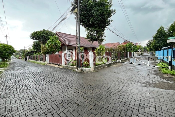 Lahan Dijual Lokasi Strategis di Sleman dengan Luas 120m2 Lahan Dijual Lokasi Strategis di Sleman dengan Luas 120m2