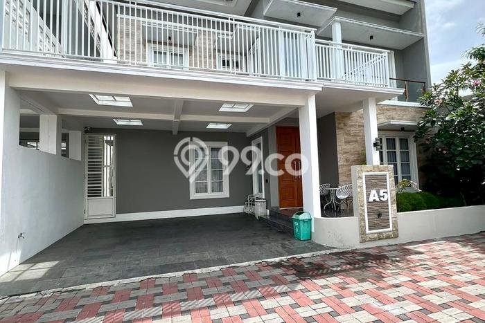 Hunian Asri LT 186m2m² Dekat Pusat Kota di Maguwoharjo, Yogyakarta Hunian Asri LT 186m2m² Dekat Pusat Kota di Maguwoharjo, Yogyakarta