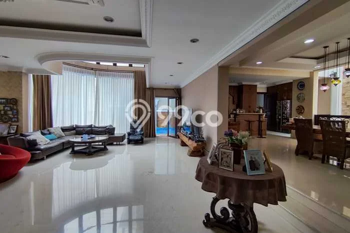 Ready to Use! Luxury House LT 504m2 Desain Modern di Summarecon Serpong Ready to Use! Luxury House LT 504m2 Desain Modern di Summarecon Serpong