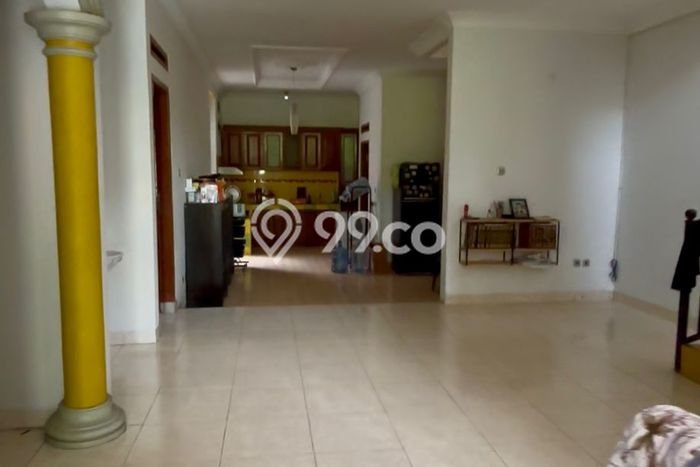 Dijual Rumah 4 Kamar Lokasi Ideal Nyaman dan Strategis di Cipondoh Dijual Rumah 4 Kamar Lokasi Ideal Nyaman dan Strategis di Cipondoh