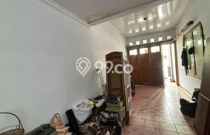 Lokasi strategis! Rumah siap huni disewakan di Tebet LB 316m2 Lokasi strategis! Rumah siap huni disewakan di Tebet LB 316m2