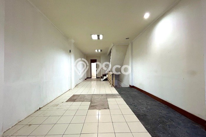 Ruko Paling Dicari LB 212m2 Dijual di Tebet Ruko Paling Dicari LB 212m2 Dijual di Tebet
