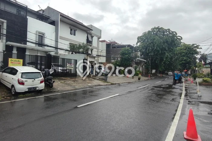 Rumah Kost Dijual Lokasi Tebet, Jakarta Selatan, 24 Kamar Tidur, 24 Kamar Mandi, 500m2 Rumah Kost Dijual Lokasi Tebet, Jakarta Selatan, 24 Kamar Tidur, 24 Kamar Mandi, 500m2