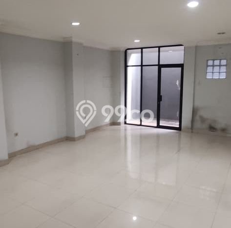FOR SALE! Ruko di Jatinegara Jakarta Timur, LT 221m2, LB 365m2 FOR SALE! Ruko di Jatinegara Jakarta Timur, LT 221m2, LB 365m2