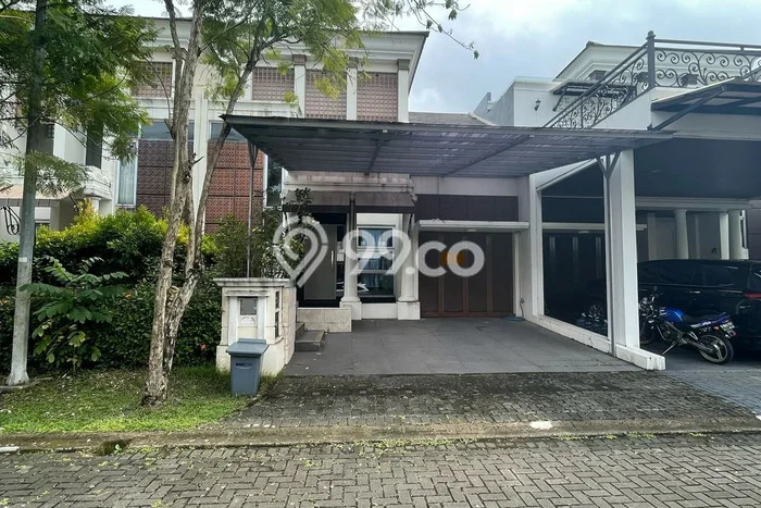 Disewakan Rumah Harga Terjangkau di BSD Green Wich Tangerang Punya 4 Kamar Tidur Disewakan Rumah Harga Terjangkau di BSD Green Wich Tangerang Punya 4 Kamar Tidur