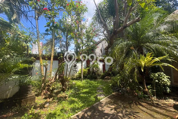 LOKASI TERBAIK! Vila Kawasan , Area 500m2m², Lingkungan Tenang dan aman LOKASI TERBAIK! Vila Kawasan , Area 500m2m², Lingkungan Tenang dan aman