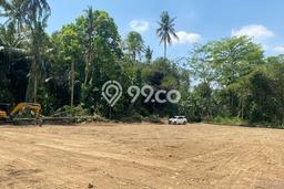 AREA PROSPEKTIF! Tanah di Sleman, Luas 94m2m², Akses Transportasi AREA PROSPEKTIF! Tanah di Sleman, Luas 94m2m², Akses Transportasi